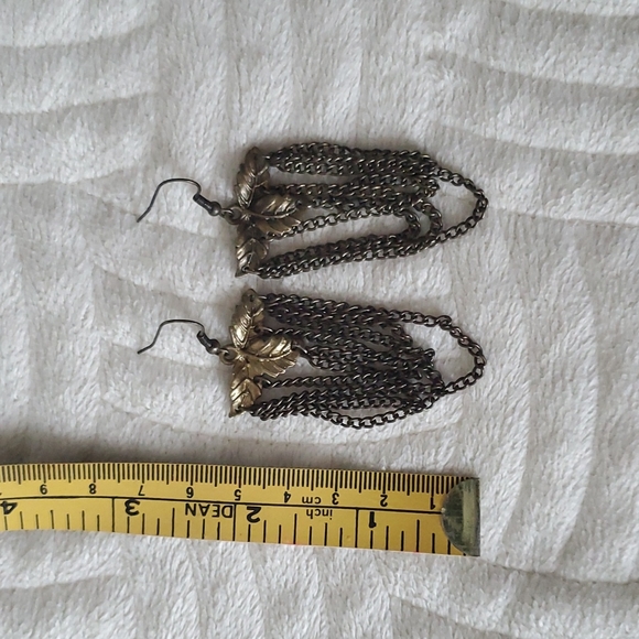 3/10 Statement Earrings - Picture 8 of 8